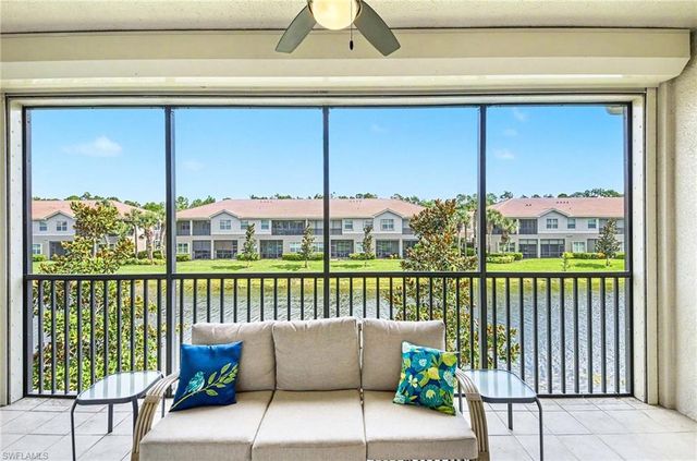 6541 Monterey PT 54202, Naples, FL 34105