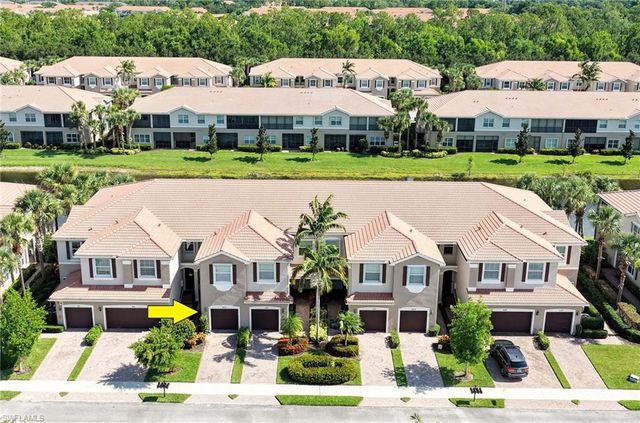 6541 Monterey PT 54202, Naples, FL 34105