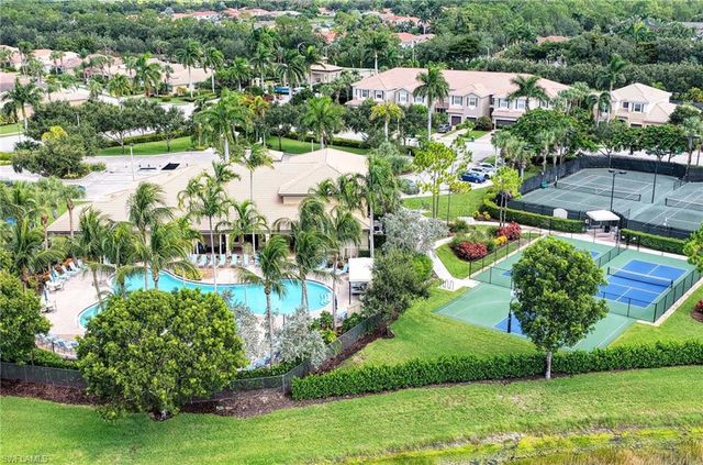6541 Monterey PT 54202, Naples, FL 34105