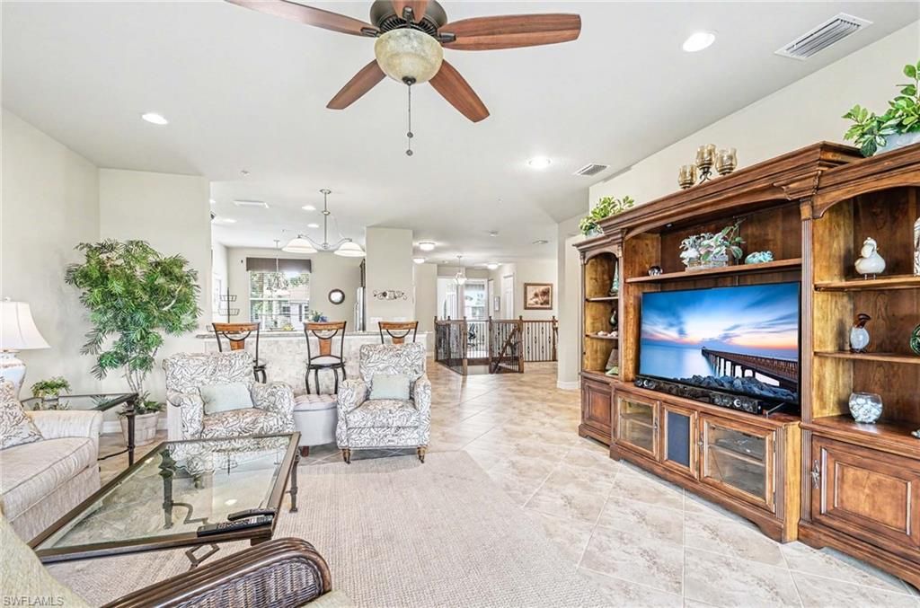 6541 Monterey PT 54202, NAPLES, FL 34105 — photo 3