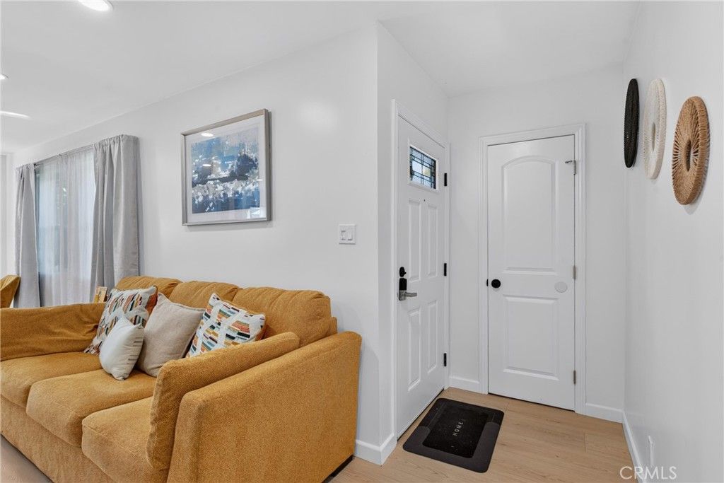 Image 10 of property listing at 619 W Chapman, Placentia, CA 92870