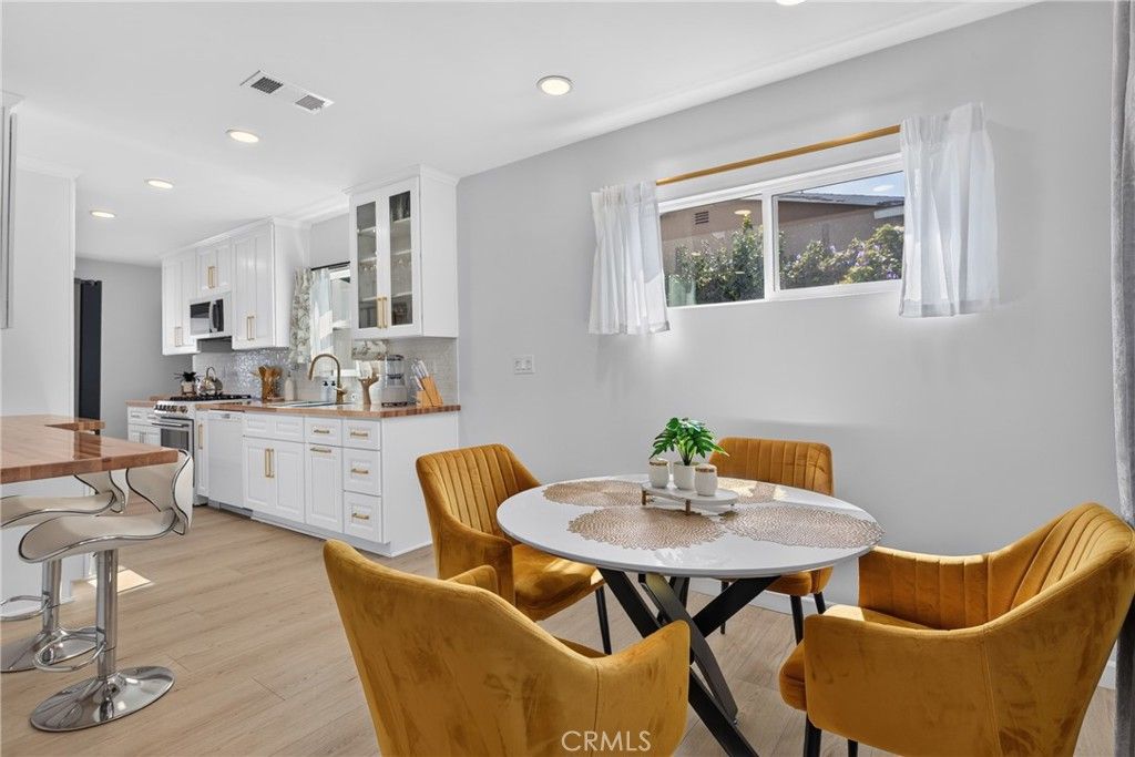 Image 12 of property listing at 619 W Chapman, Placentia, CA 92870