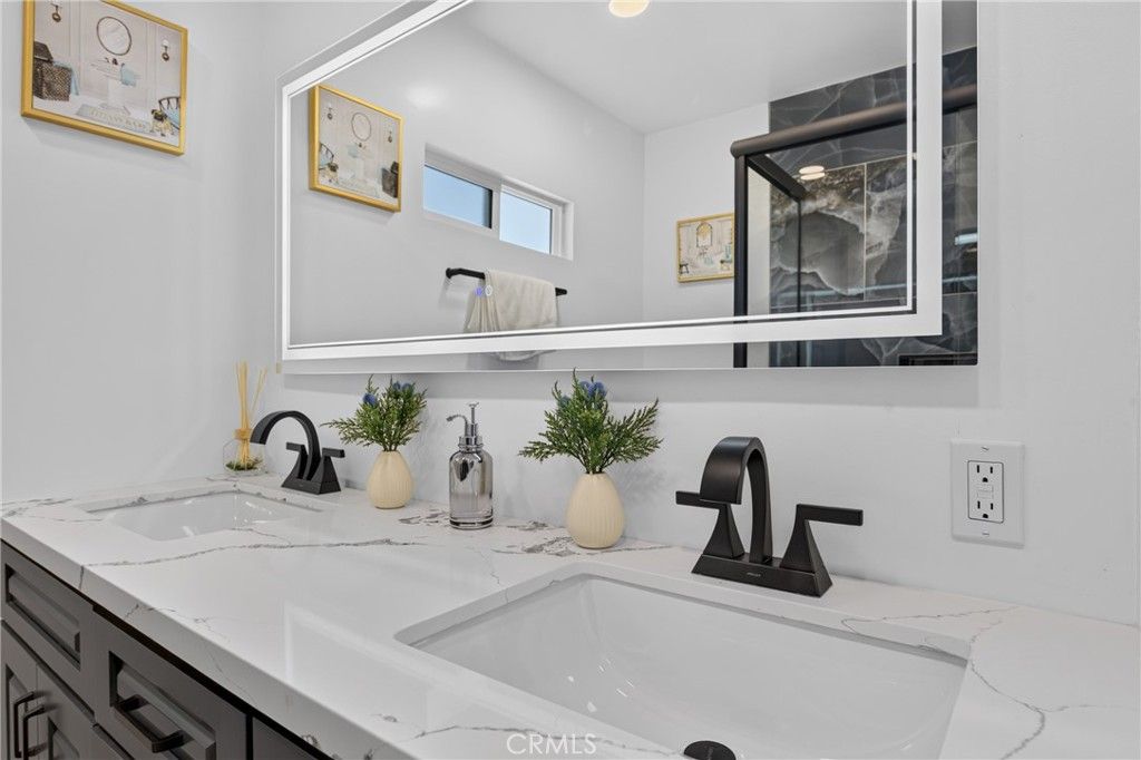 Image 30 of property listing at 619 W Chapman, Placentia, CA 92870
