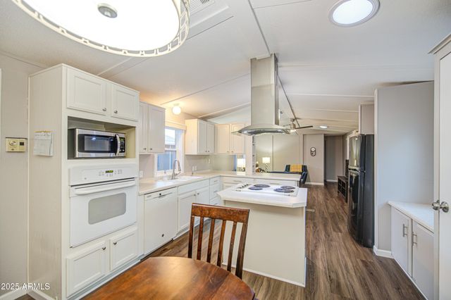 2233 E Behrend Drive 142, Phoenix, AZ 85024