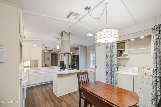 2233 E Behrend Drive 142, Phoenix, AZ 85024