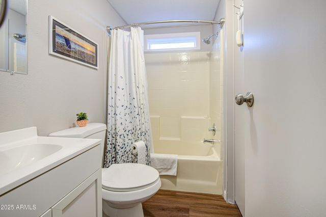 2233 E Behrend Drive 142, Phoenix, AZ 85024