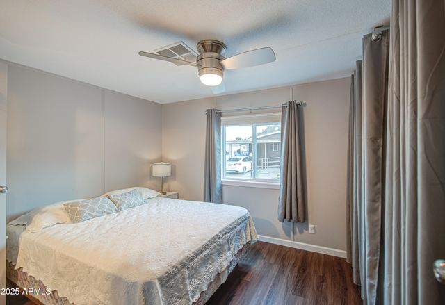 2233 E Behrend Drive 142, Phoenix, AZ 85024