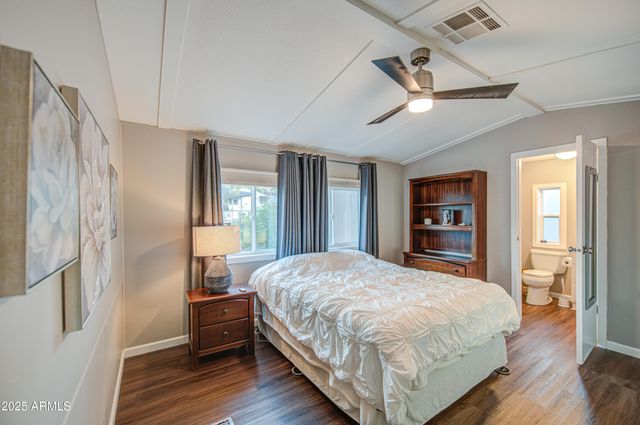 2233 E Behrend Drive 142, Phoenix, AZ 85024