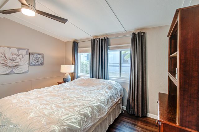 2233 E Behrend Drive 142, Phoenix, AZ 85024