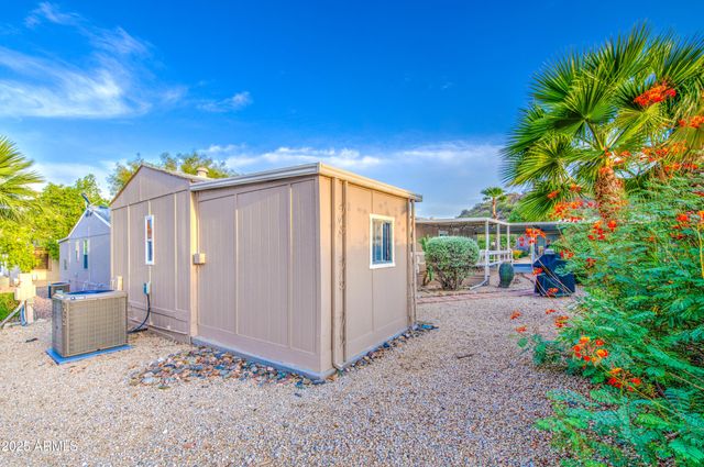 2233 E Behrend Drive 142, Phoenix, AZ 85024