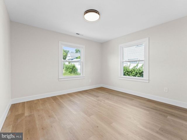65 BARNWELL LN, Willingboro, NJ 08046