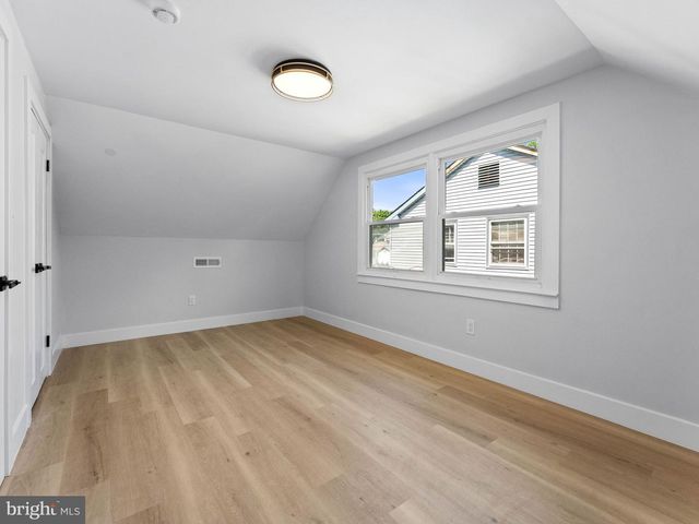 65 BARNWELL LN, Willingboro, NJ 08046