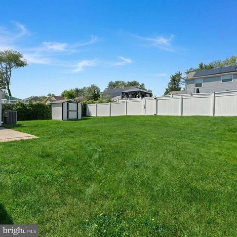 65 BARNWELL LN, Willingboro, NJ 08046