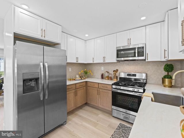 65 BARNWELL LN, Willingboro, NJ 08046