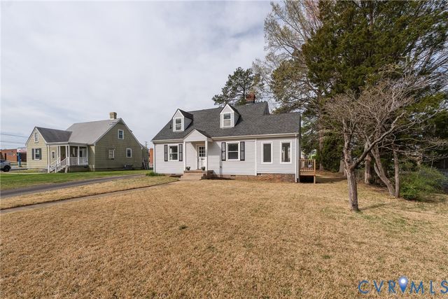 2004 Snead Ave, Colonial Heights, VA 23834