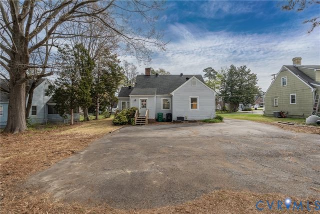2004 Snead Ave, Colonial Heights, VA 23834