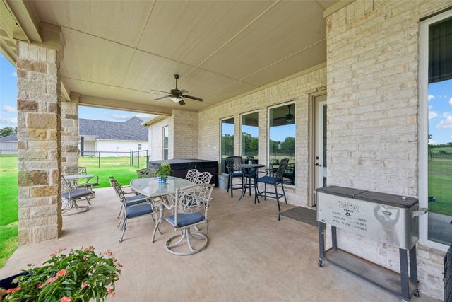 140 Clayton Crossing, Springtown, TX 76082