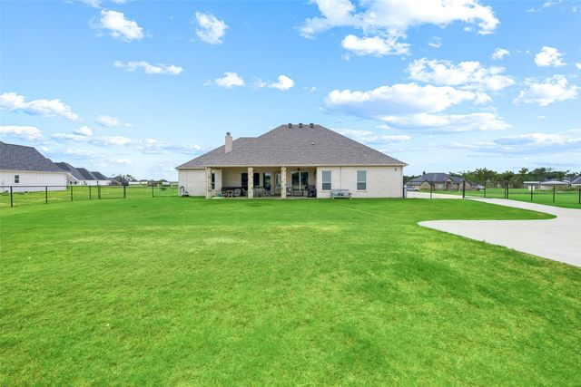 140 Clayton Crossing, Springtown, TX 76082