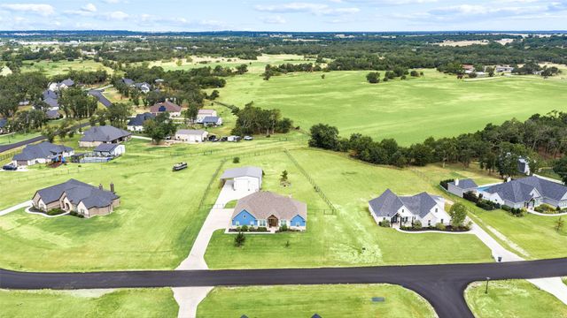 140 Clayton Crossing, Springtown, TX 76082