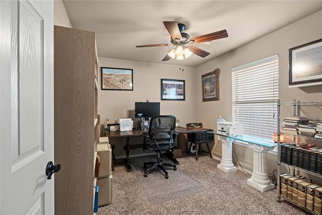 4624 Oasis Lane, Yukon, OK 73099