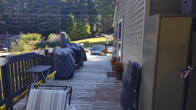 374 Pinehill Road, West Rutland, VT 05777