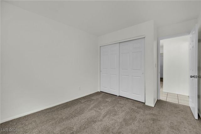 2042 Angel Falls Drive, Henderson, NV 89074