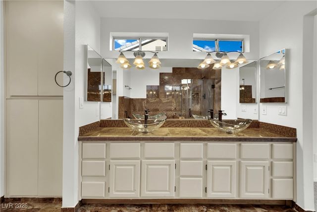 2042 Angel Falls Drive, Henderson, NV 89074