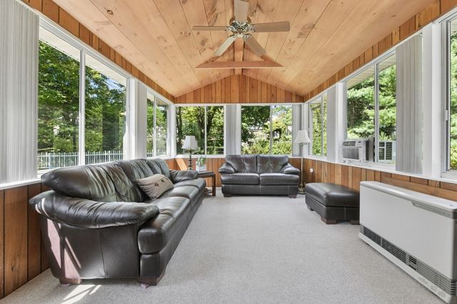 7 Janice Cir, Framingham, MA 01701