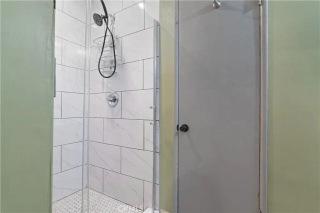 7134 Stansbury Avenue, Van Nuys, CA 91405