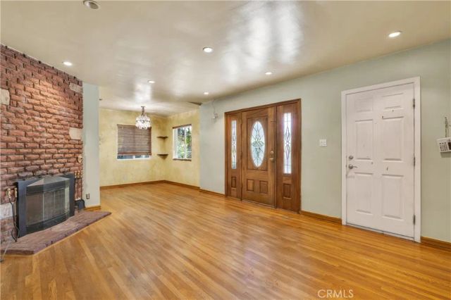 7134 Stansbury Avenue, Van Nuys, CA 91405