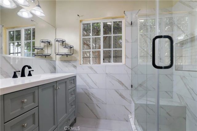 7134 Stansbury Avenue, Van Nuys, CA 91405