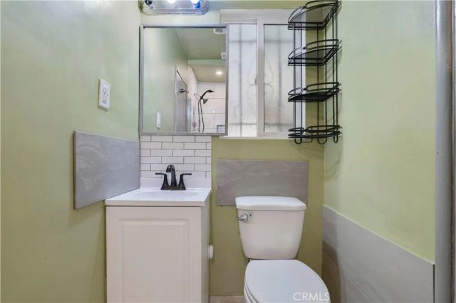 7134 Stansbury Avenue, Van Nuys, CA 91405