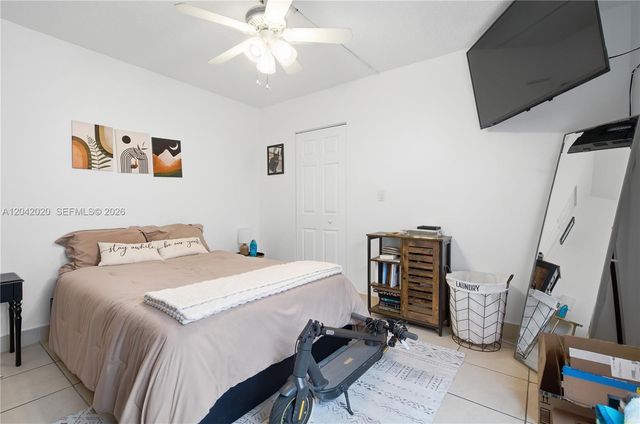 10327 NW 9th St Cir 1-7, Miami, FL 33172