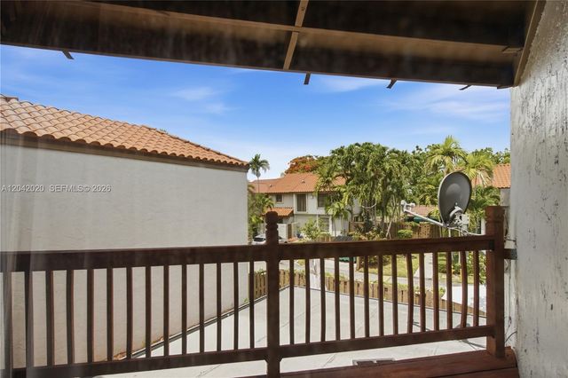 10327 NW 9th St Cir 1-7, Miami, FL 33172