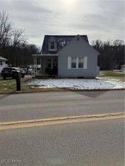 1328 Coopernill, Zanesville, OH 43701