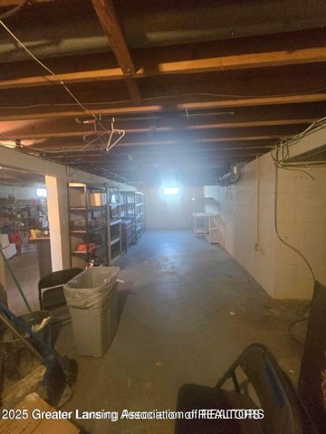 1014 W Northrup Street, Lansing, MI 48911