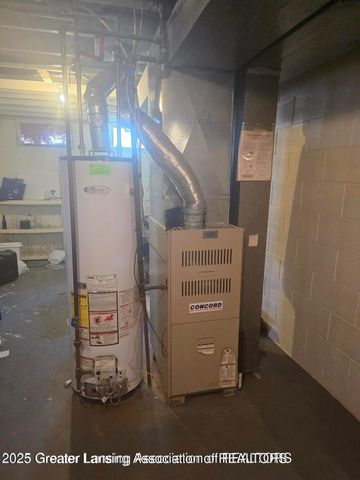 1014 W Northrup Street, Lansing, MI 48911