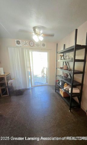 1014 W Northrup Street, Lansing, MI 48911