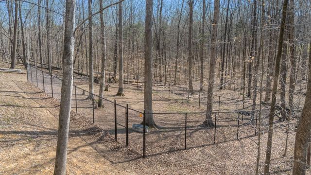 2093 Ferry Rd, Clarksville, TN 37040