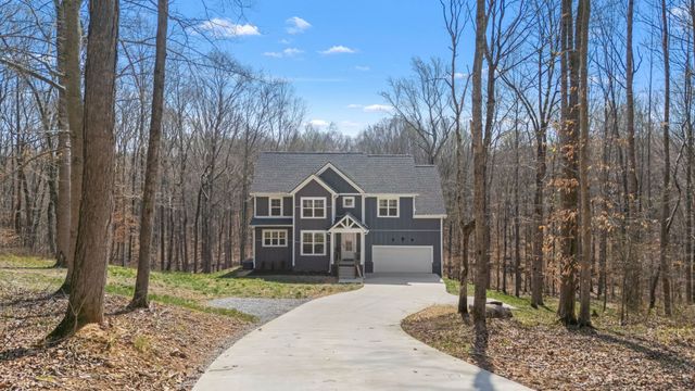 2093 Ferry Rd, Clarksville, TN 37040