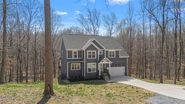 2093 Ferry Rd, Clarksville, TN 37040