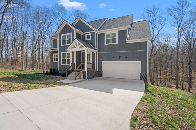 2093 Ferry Rd, Clarksville, TN 37040