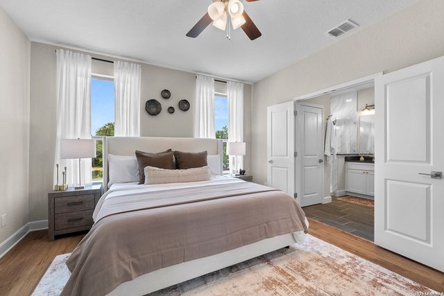 8903 SUMMERWOOD BND, San Antonio, TX 78254