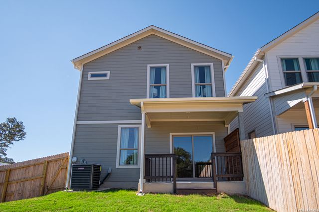 8903 SUMMERWOOD BND, San Antonio, TX 78254