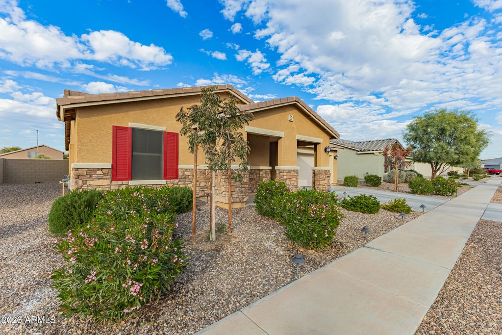 11418 W LA REATA Avenue, Avondale, AZ 85392 — photo 2