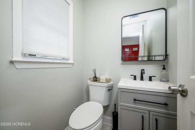 136 Woodmere Drive 406, Parlin, NJ 08859