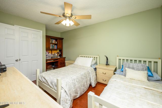 136 Woodmere Drive 406, Parlin, NJ 08859