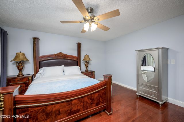 136 Woodmere Drive 406, Parlin, NJ 08859
