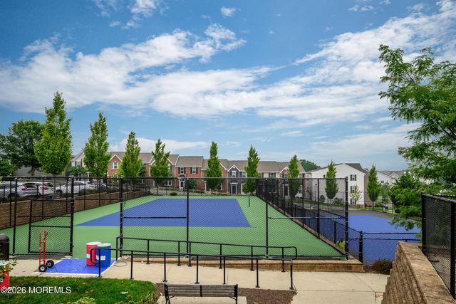 136 Woodmere Drive 406, Parlin, NJ 08859
