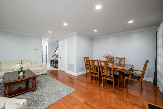 136 Woodmere Drive 406, Parlin, NJ 08859